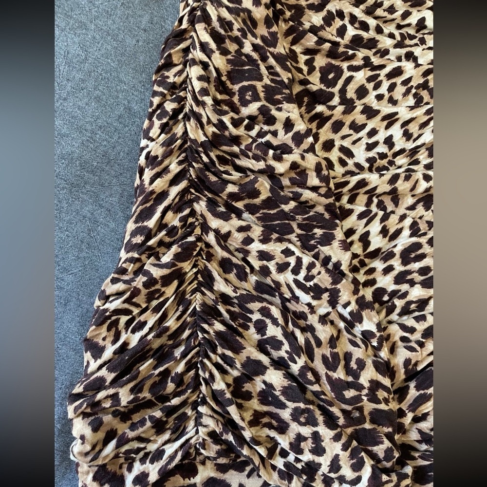 H&M Brown Leopard Print 3/4 Ruched Sleeve Dress - Picture 6 of 6